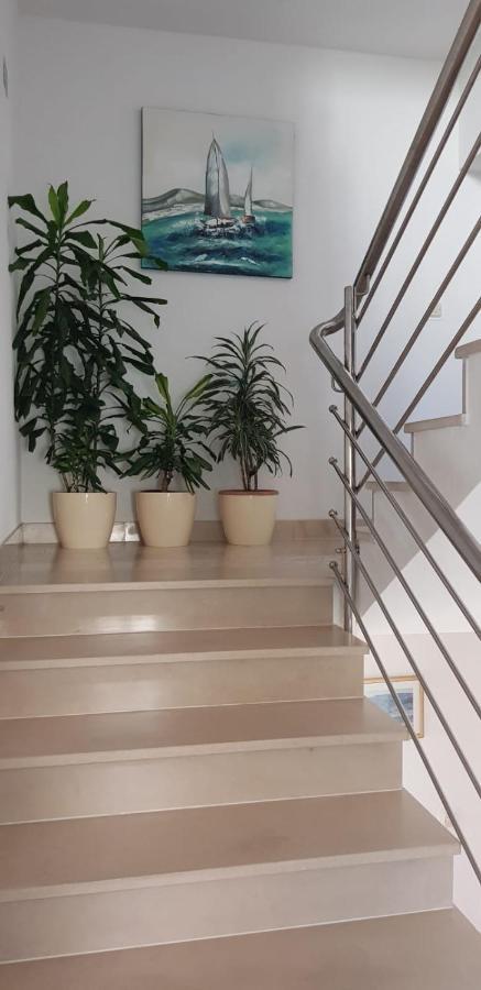 Apartmani Sonja Makarska Zewnętrze zdjęcie