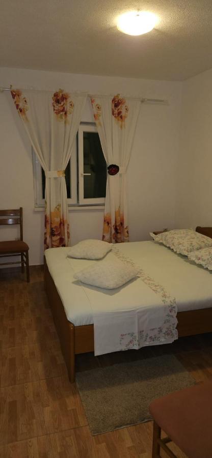 Apartmani Sonja Makarska Zewnętrze zdjęcie