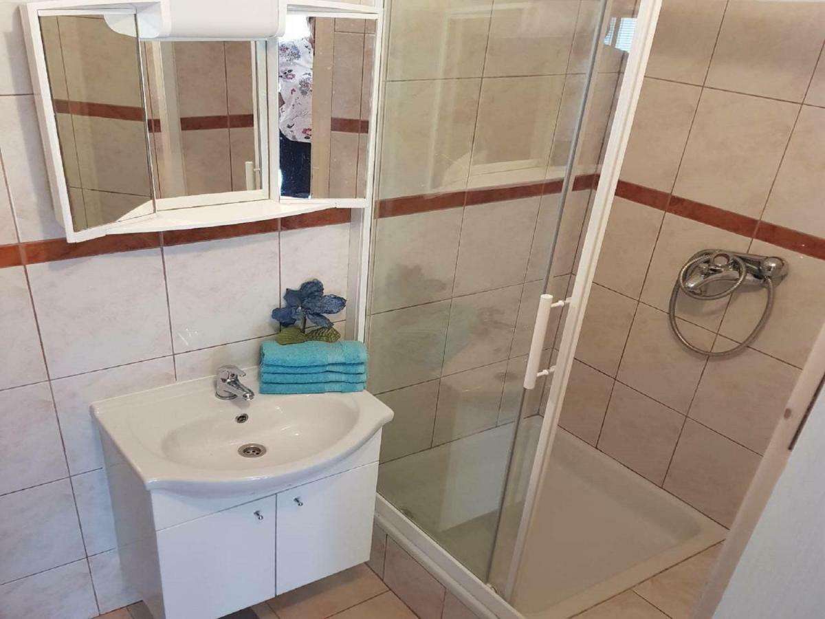 Apartmani Sonja Makarska Zewnętrze zdjęcie
