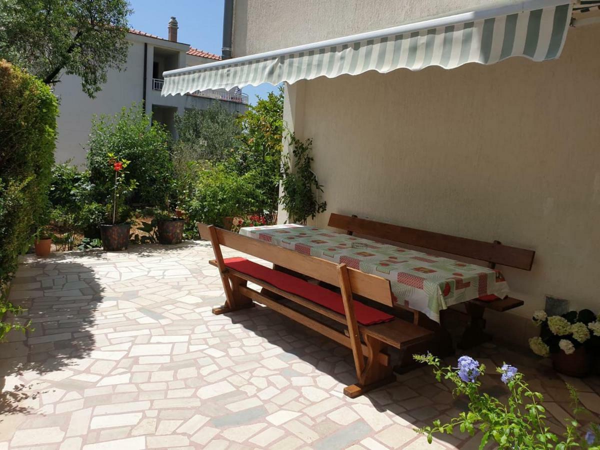 Apartmani Sonja Makarska Zewnętrze zdjęcie